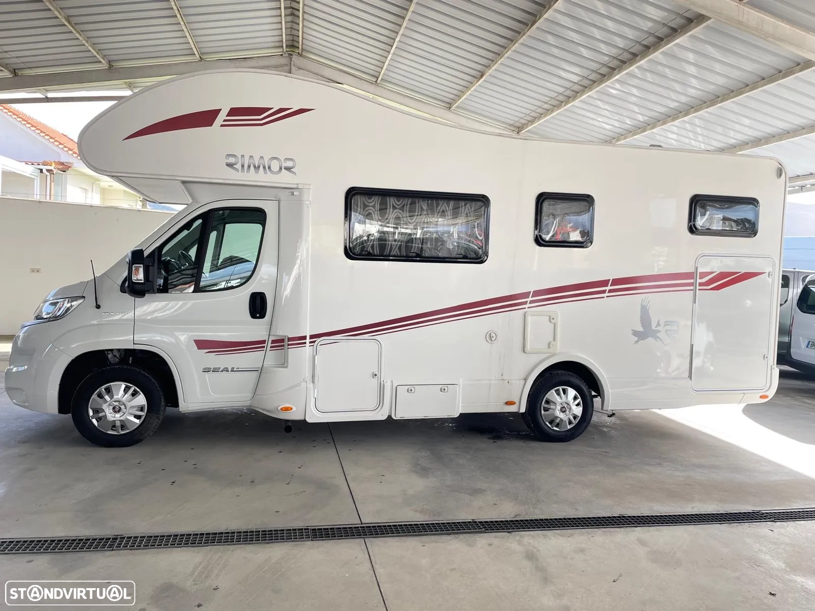 image (1) Rimor Seal 5 - Autocaravana c/Caixa Automática Venda Aluguer Caravanas