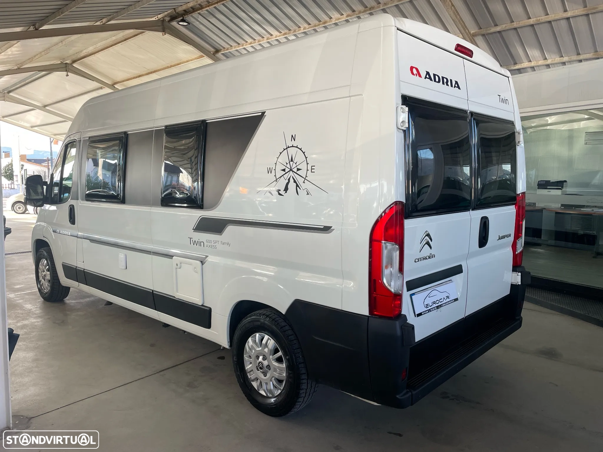 image Adria Twin 600 SPT Family - Autocaravana Venda Aluguer Caravanas