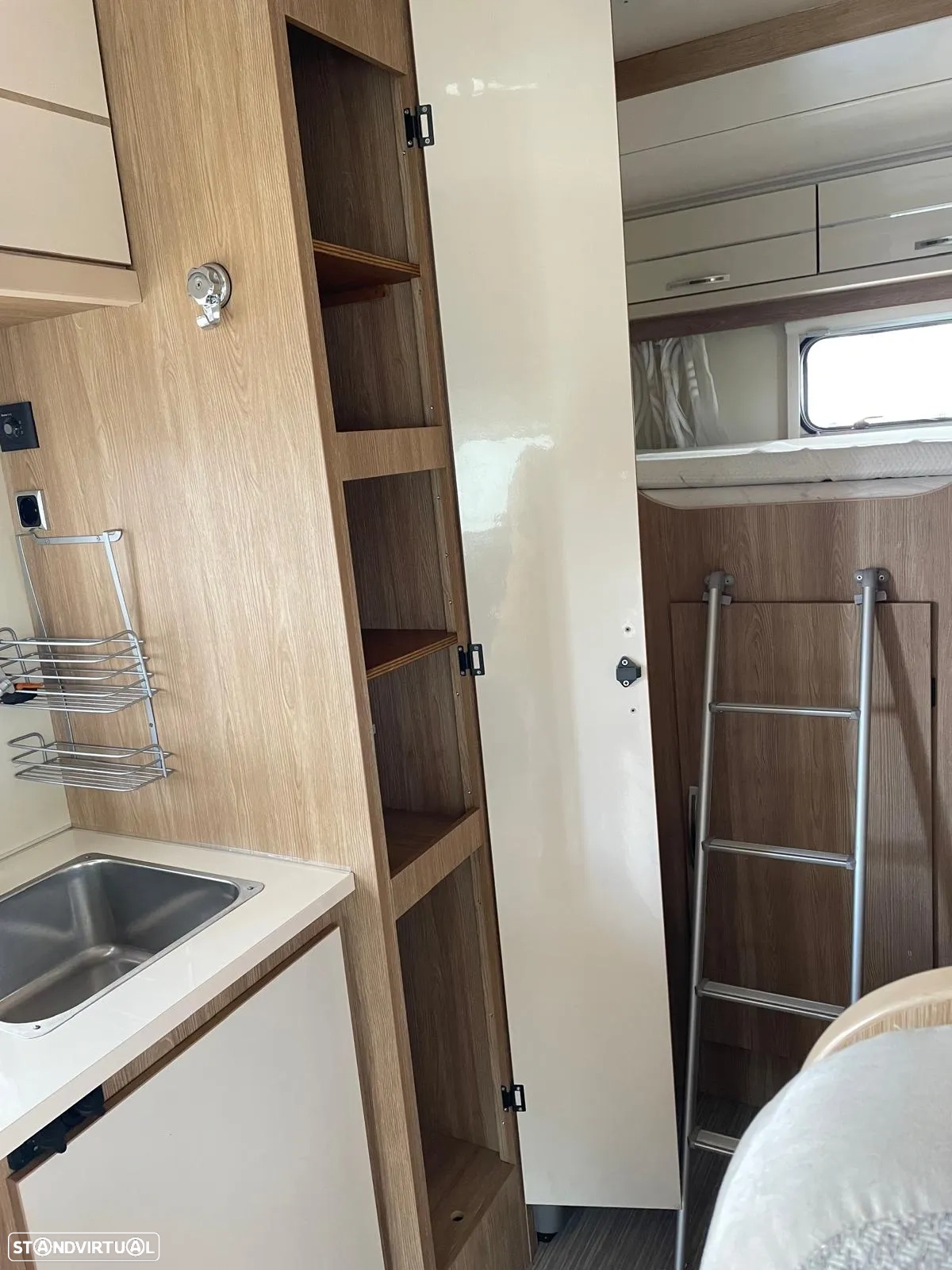 image (23) Rimor Seal 5 - Autocaravana c/Caixa Automática Venda Aluguer Caravanas