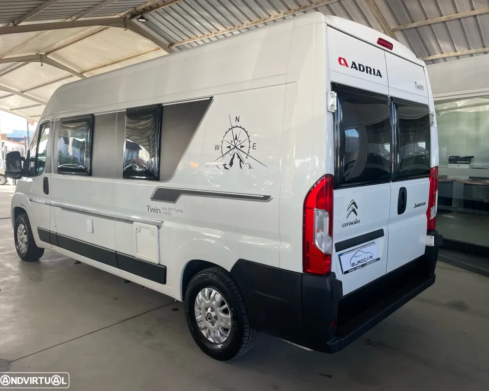 Adria Twin 600 SPT Family - Autocaravana Venda Aluguer Caravanas