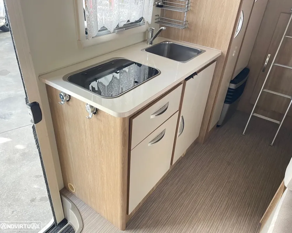 Rimor Seal 5 - Autocaravana c/Caixa Automática Venda Aluguer Caravanas