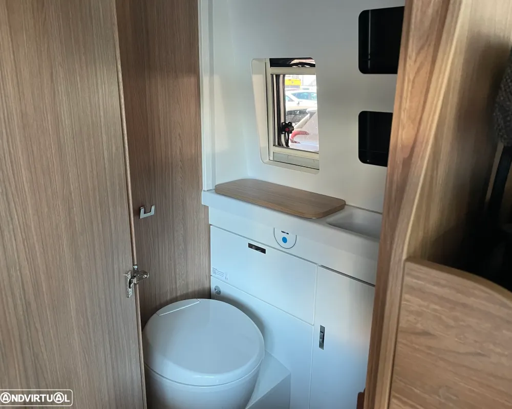 Weinsberg Carabus 600K - Autocaravana Venda Aluguer Caravanas