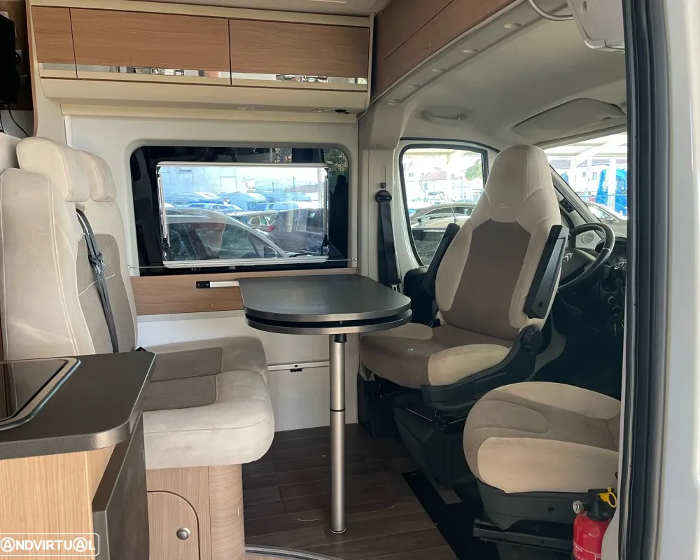 Adria Twin 600 SPT Family - Autocaravana Venda Aluguer Caravanas