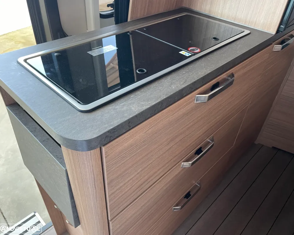 Weinsberg Carabus 600K - Autocaravana Venda Aluguer Caravanas